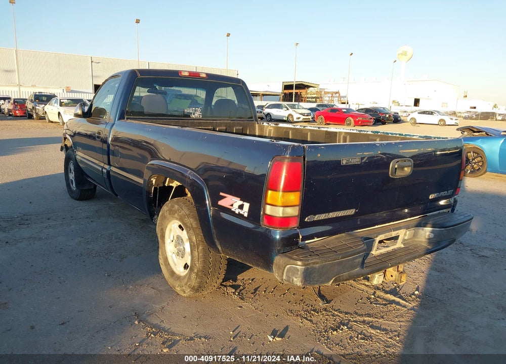 2002 CHEVROLET SILVERADO 1500 LS VIN: 1GCEK14T72Z227890