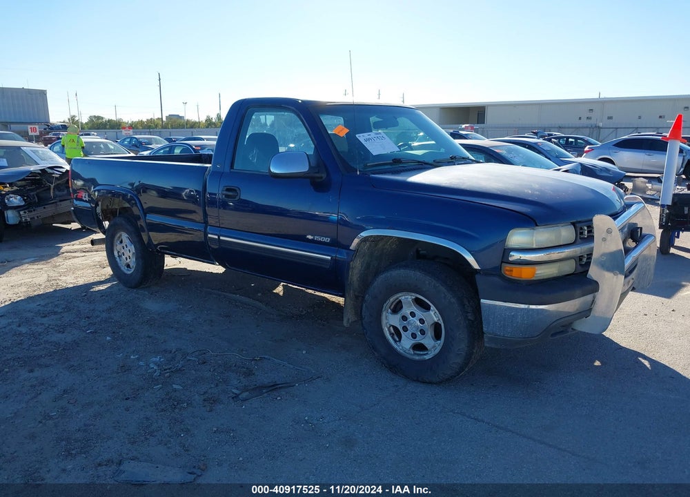 2002 CHEVROLET SILVERADO 1500 LS VIN: 1GCEK14T72Z227890