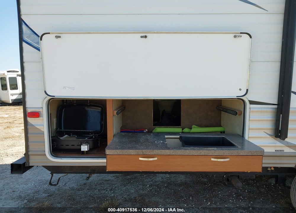 2015 FOREST RIVER CRUISE LITE TRAVEL TRAILER VIN: 4X4TSMC25F7405843