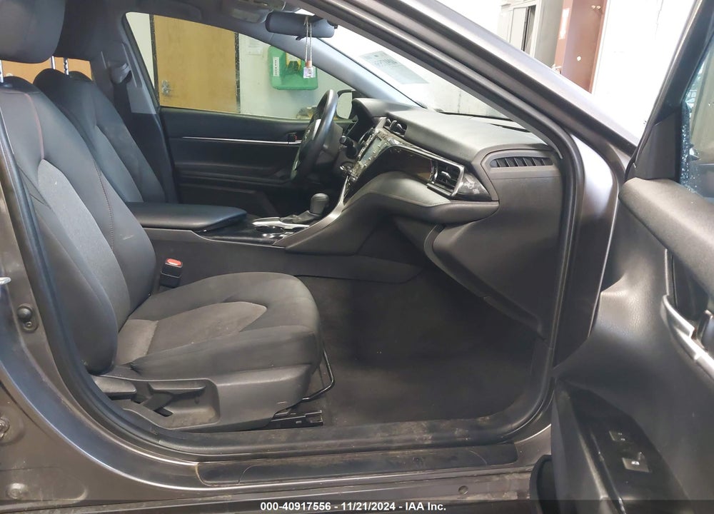 2020 TOYOTA CAMRY LE VIN: 4T1C11AKXLU330771