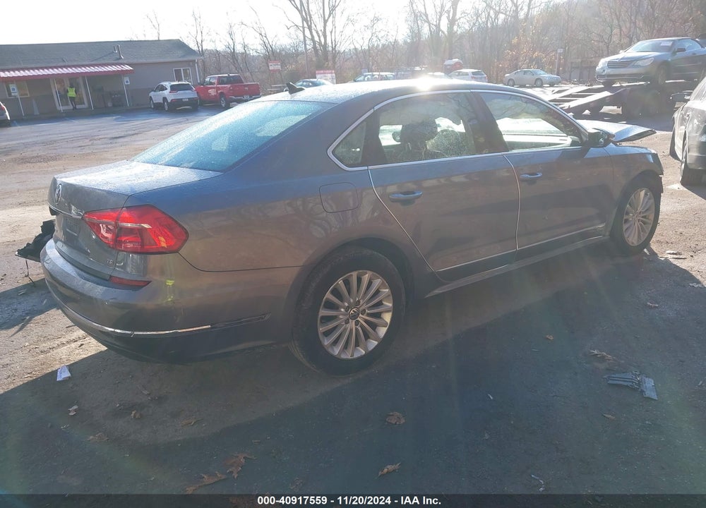 2016 VOLKSWAGEN PASSAT VIN: 1VWBT7A35GC010918