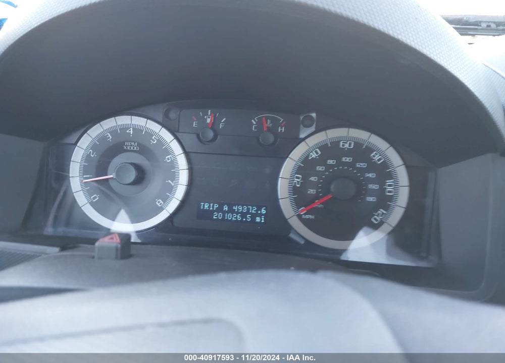 2009 FORD ESCAPE LIMITED VIN: 1FMCU04709KB31337
