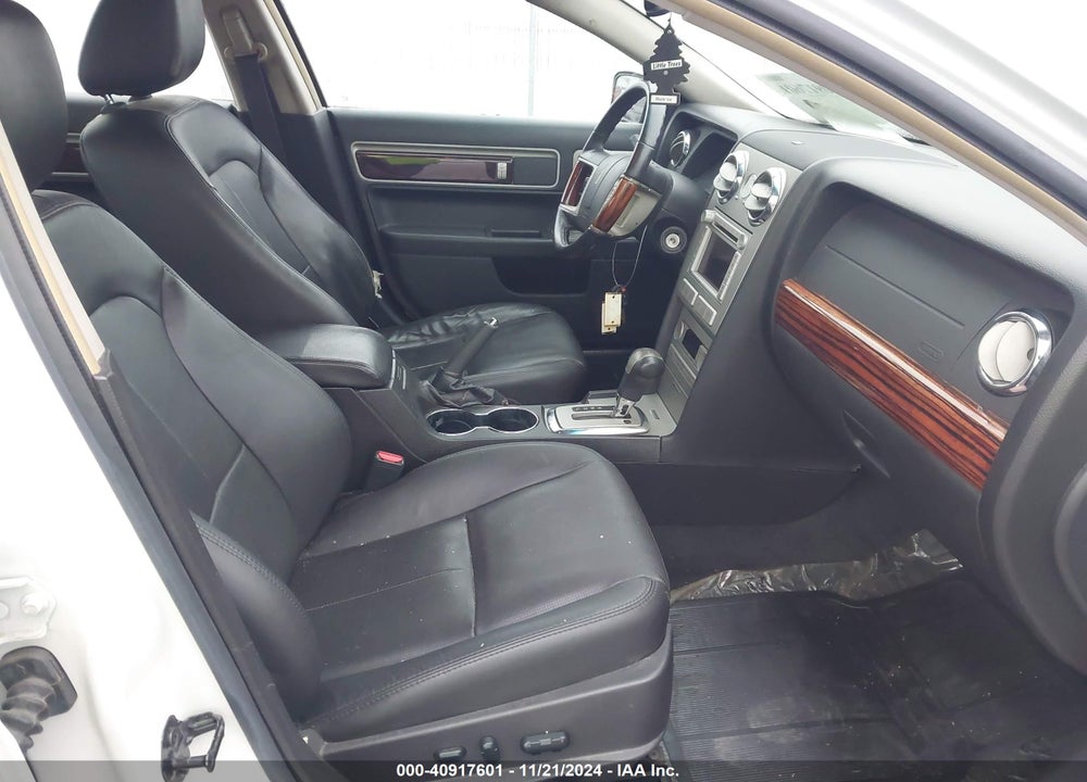 2009 LINCOLN MKZ VIN: 3LNHM26TX9R608587