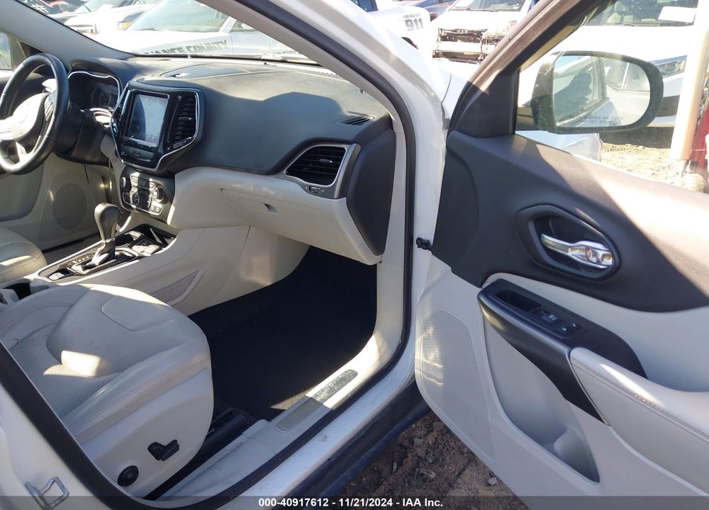 2019 JEEP CHEROKEE LIMITED FWD VIN: 1C4PJLDBXKD347789