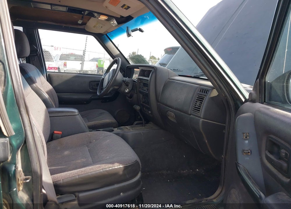 1999 JEEP CHEROKEE CLASSIC/SPORT VIN: 1J4FF68S0XL553137