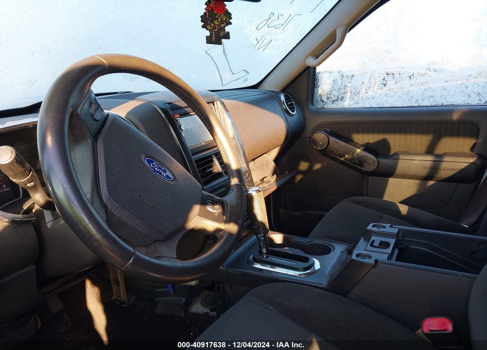 2009 FORD EXPLORER XLT VIN: 1FMEU63E29UA32065