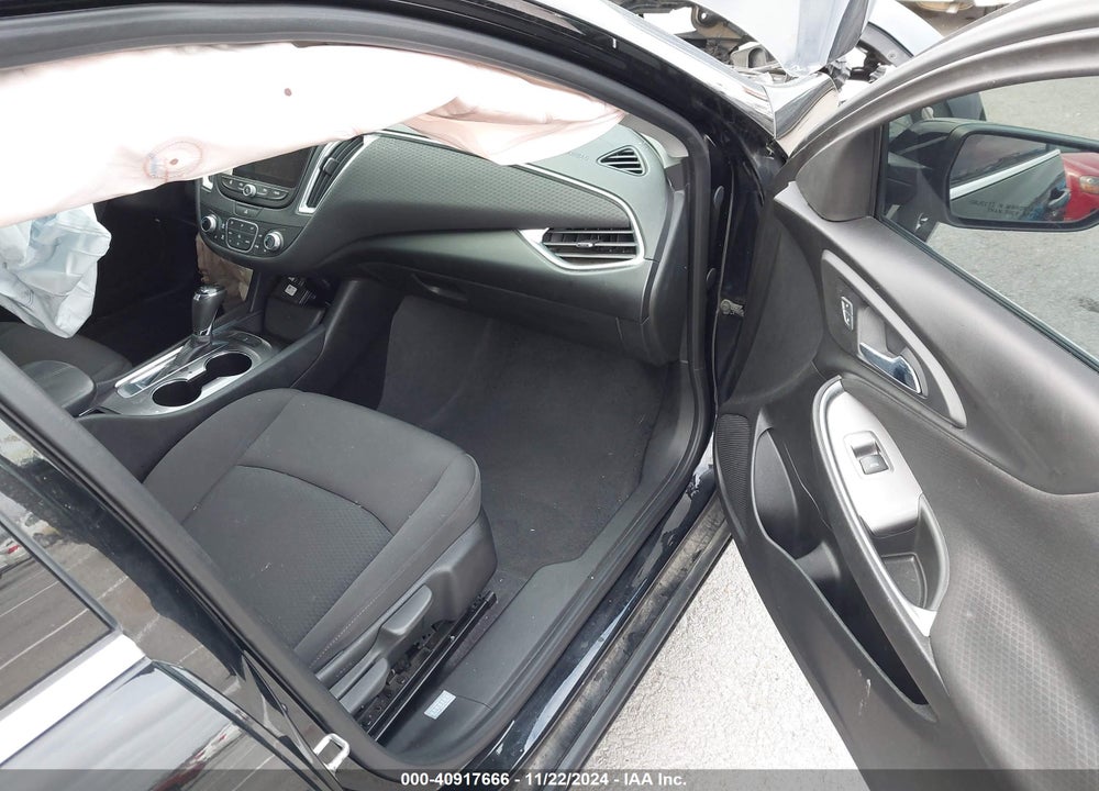 2019 CHEVROLET MALIBU VIN: 1G1ZD5ST9KF180538