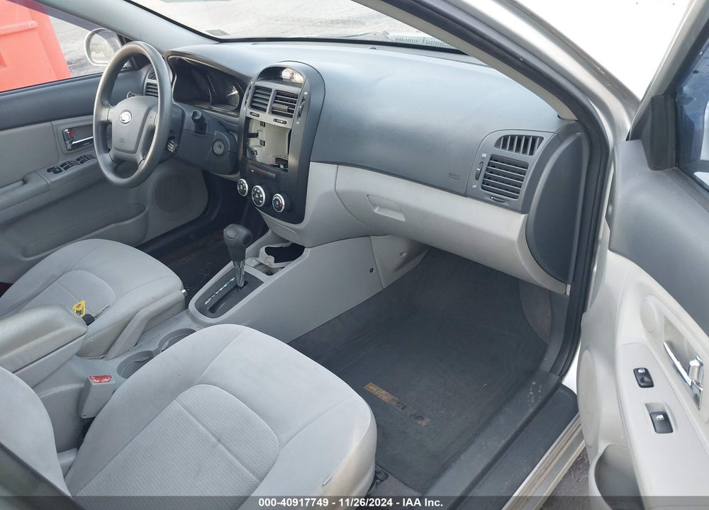 2009 KIA SPECTRA EX VIN: KNAFE221495655904