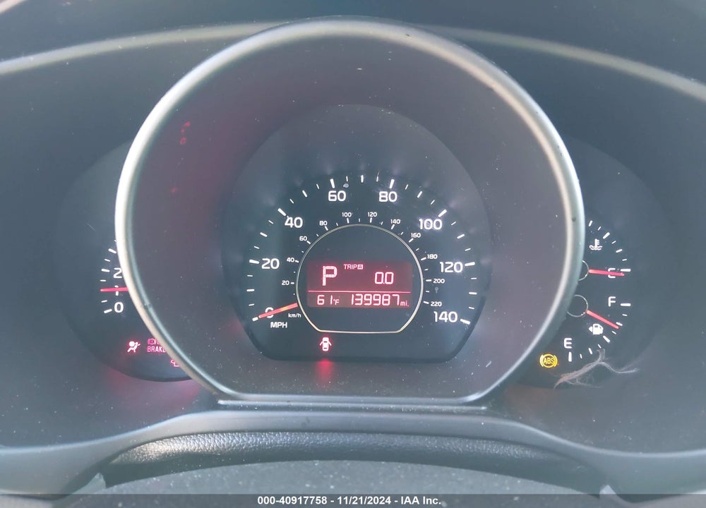 2018 KIA SOUL VIN: KNDJN2A26J7905563