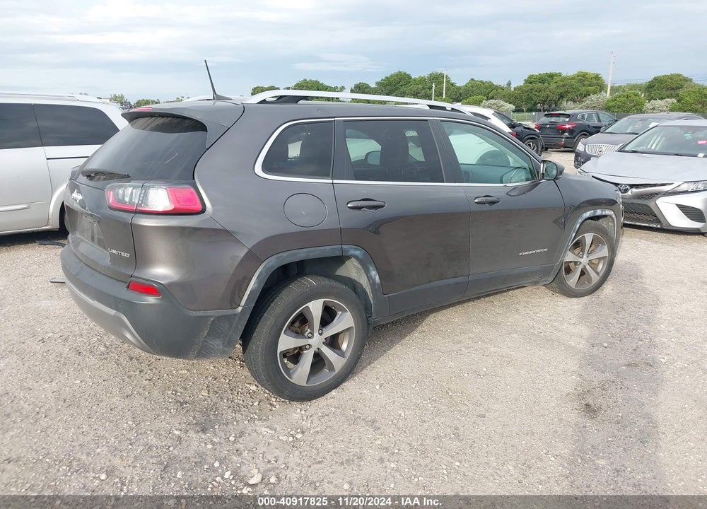 2019 JEEP CHEROKEE LIMITED FWD VIN: 1C4PJLDB8KD450547