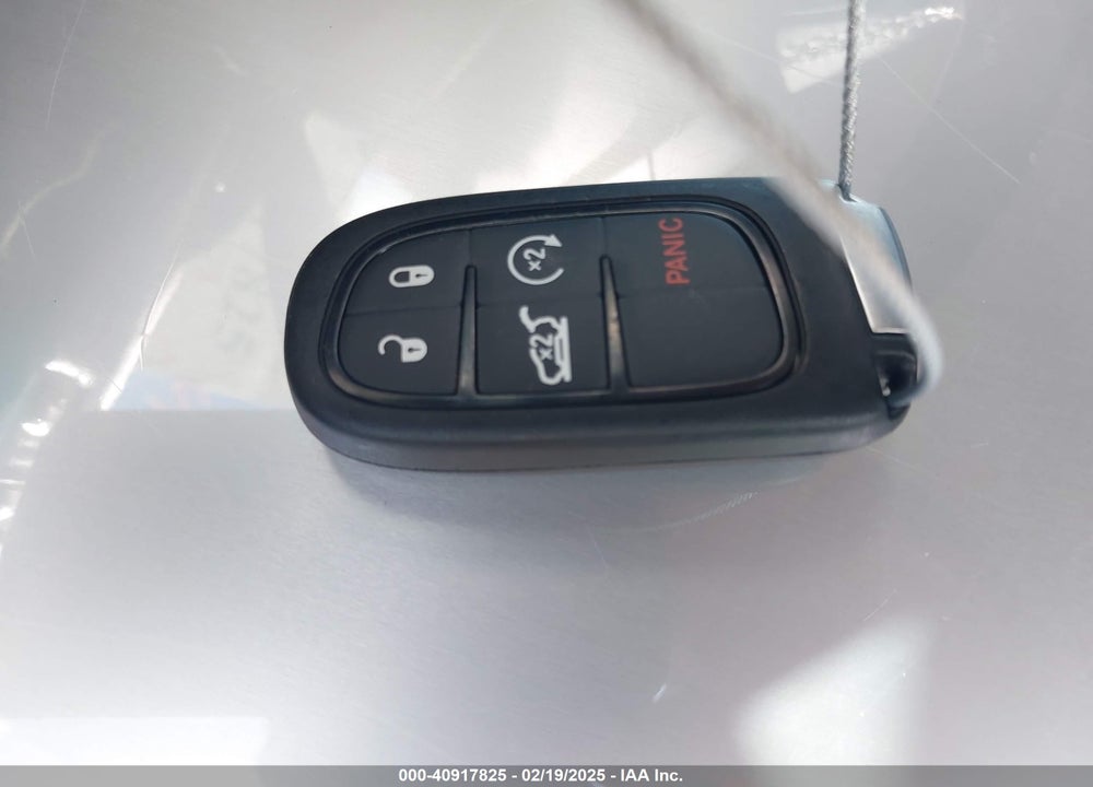 2019 JEEP CHEROKEE LIMITED FWD VIN: 1C4PJLDB8KD450547