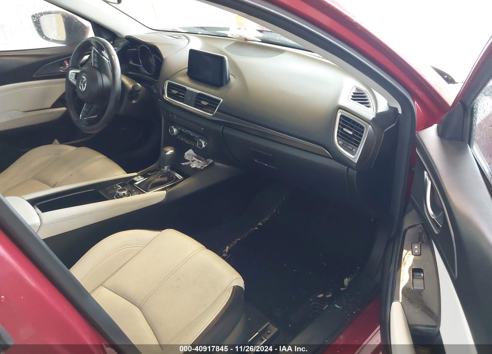 2018 MAZDA 3 GRAND TOURING VIN: 3MZBN1W32JM240714