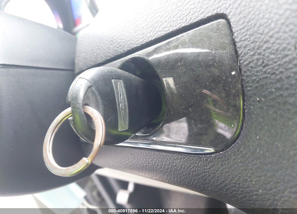 2012 CHRYSLER TOWN & COUNTRY TOURING VIN: 2C4RC1BG1CR119121