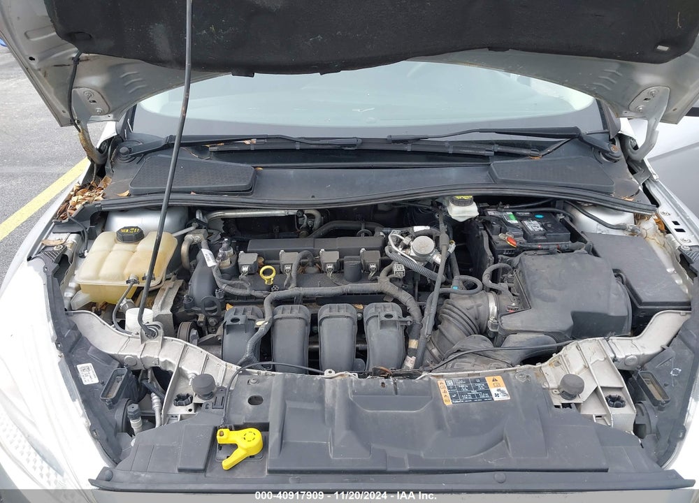 2018 FORD FOCUS SE VIN: 1FADP3F21JL229185