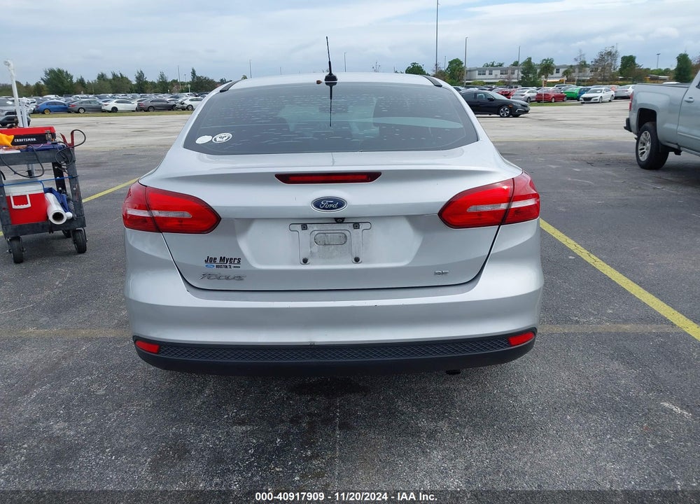 2018 FORD FOCUS SE VIN: 1FADP3F21JL229185