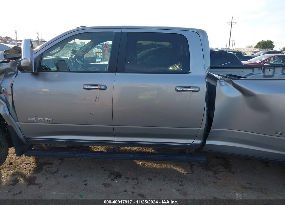 2019 RAM 3500 LAIE  4X4 8' BOX VIN: 3C63RRJL3KG524832
