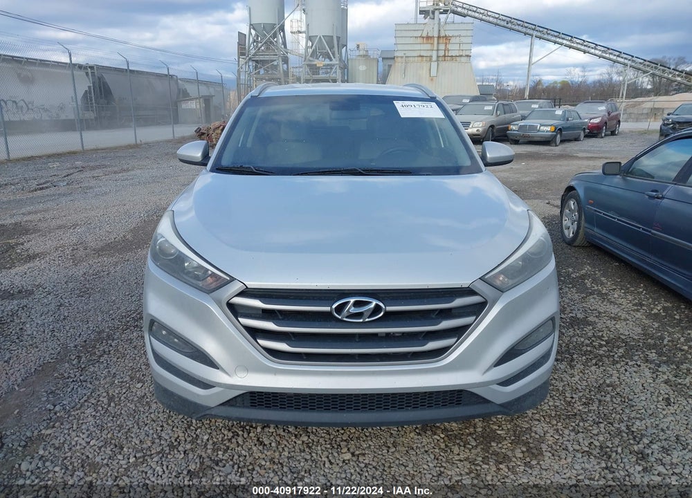 2018 HYUNDAI TUCSON SEL VIN: KM8J3CA45JU773261