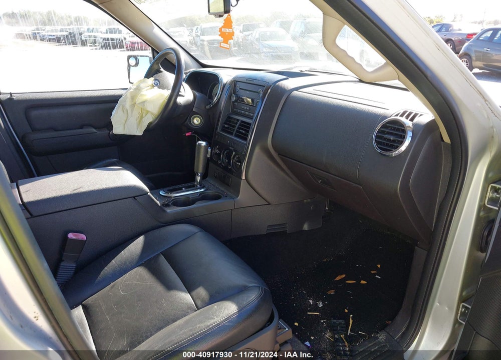 2009 FORD EXPLORER XLT VIN: 1FMEU83839UA38334