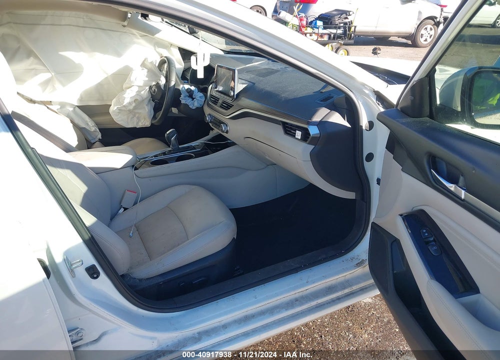 2020 NISSAN ALTIMA PLATINUM FWD VIN: 1N4BL4FV0LC146384