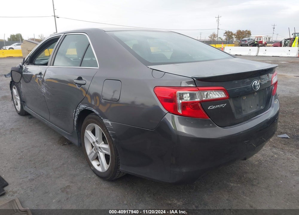 2014 TOYOTA CAMRY SE VIN: 4T1BF1FK7EU413468