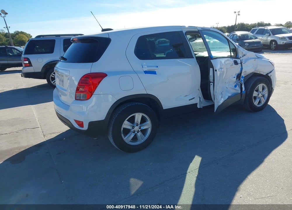 2020 CHEVROLET TRAX FWD LS VIN: 3GNCJKSB2LL336168