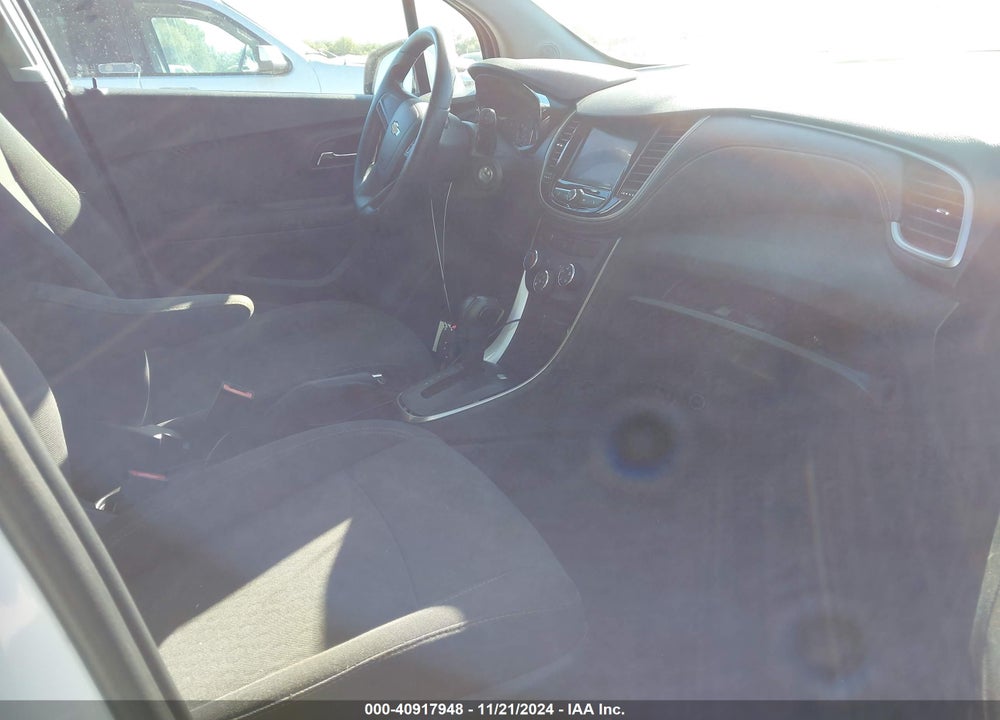 2020 CHEVROLET TRAX FWD LS VIN: 3GNCJKSB2LL336168