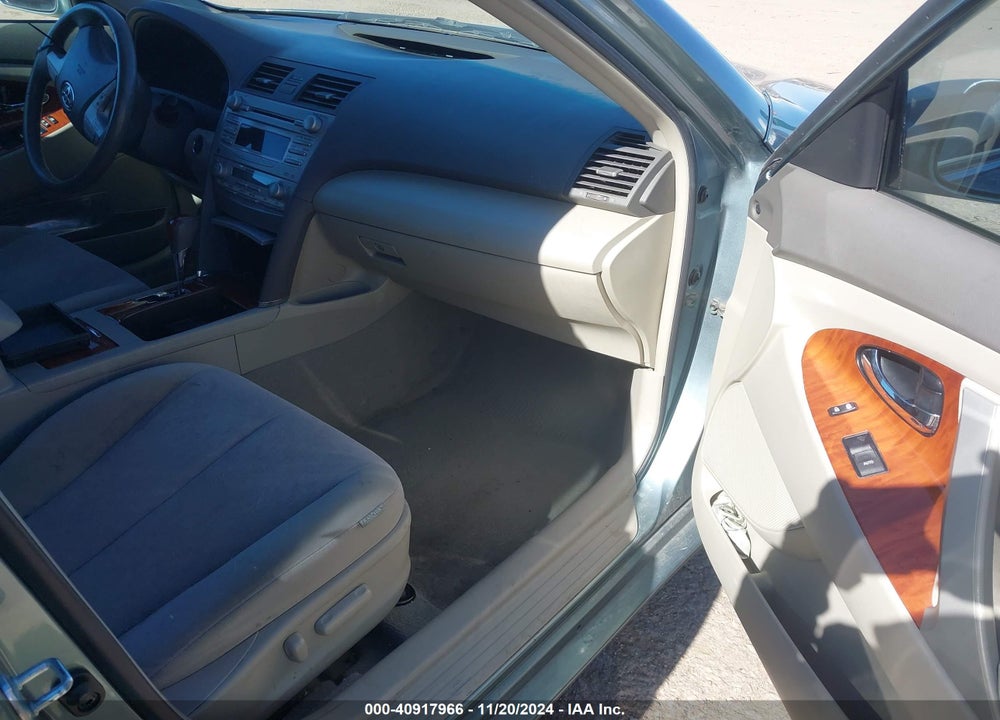 2011 TOYOTA CAMRY XLE VIN: 4T1BF3EKXBU632885
