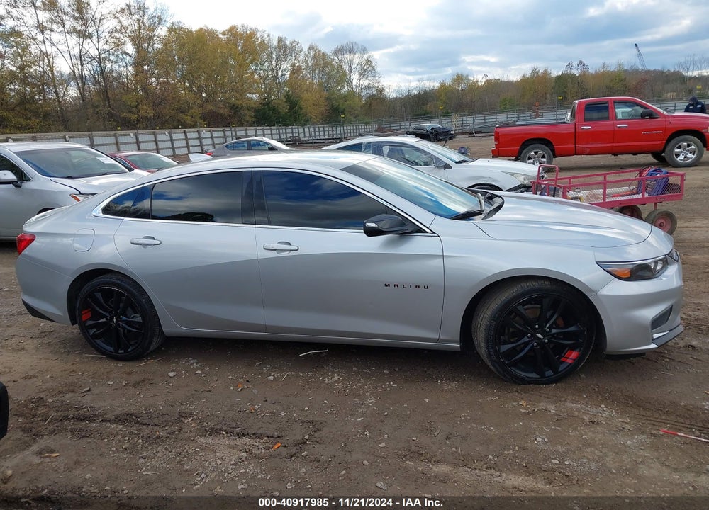 2018 CHEVROLET MALIBU LT VIN: 1G1ZD5ST3JF257001
