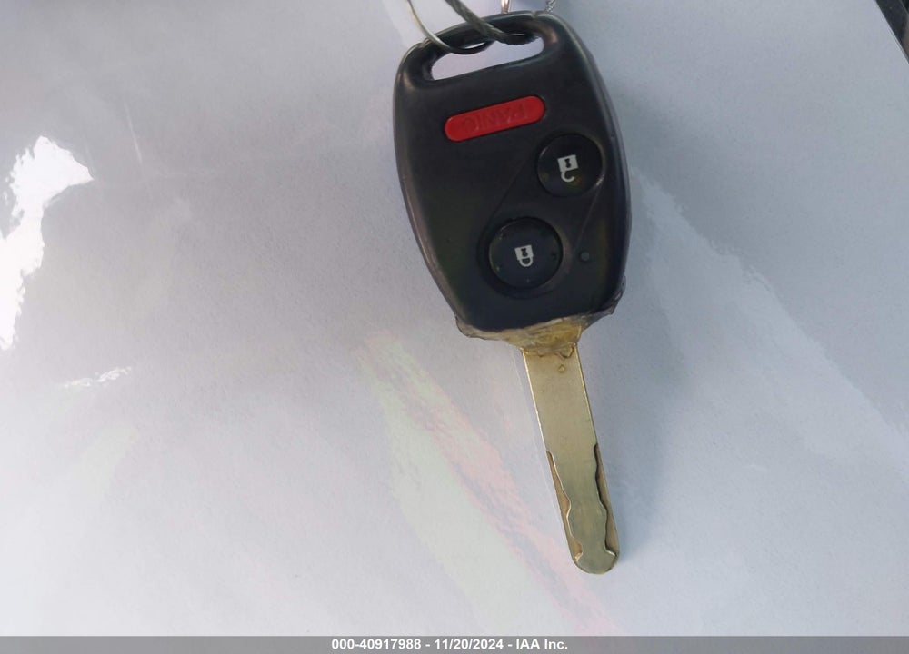 2006 HONDA PILOT EX-L VIN: 2HKYF18676H527920