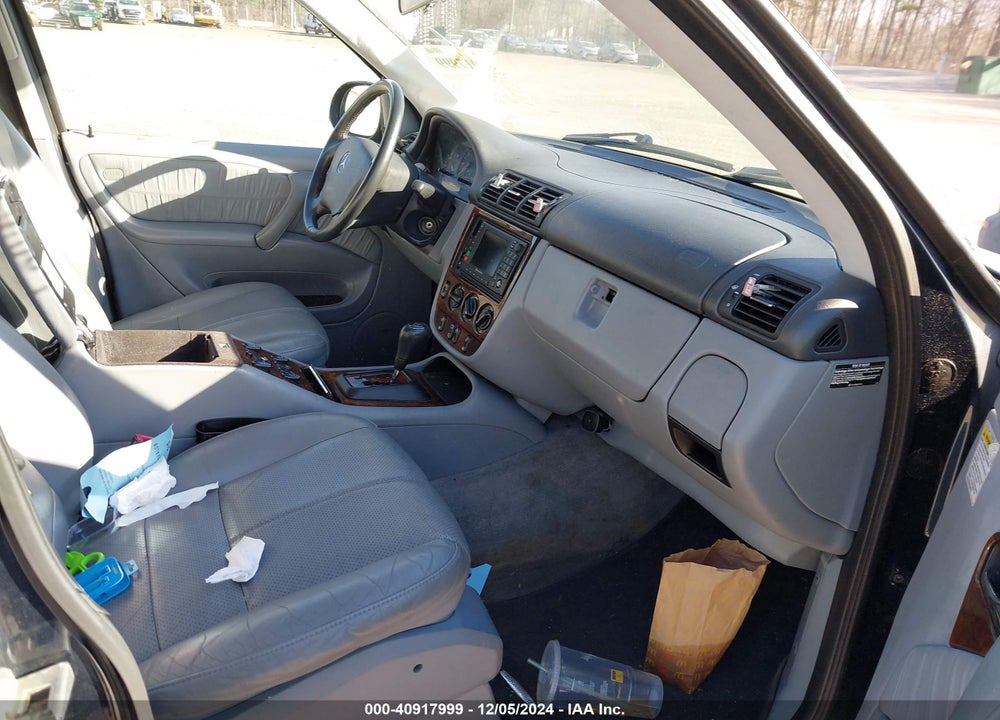 2001 MERCEDES-BENZ ML 320 VIN: 4JGAB54E71A232572
