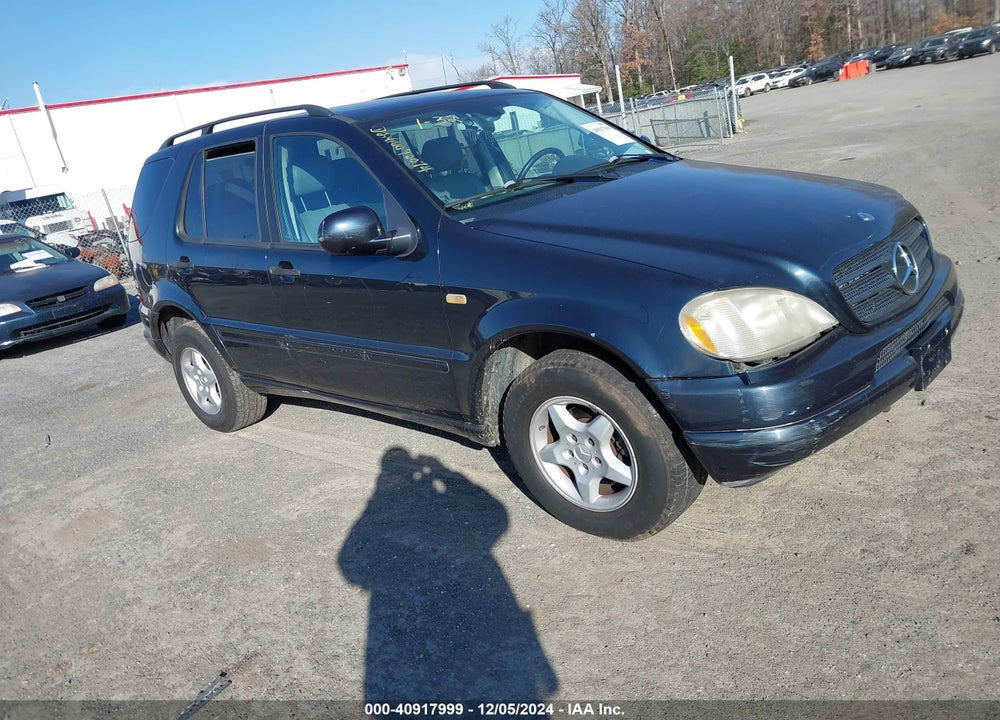 2001 MERCEDES-BENZ ML 320 VIN: 4JGAB54E71A232572