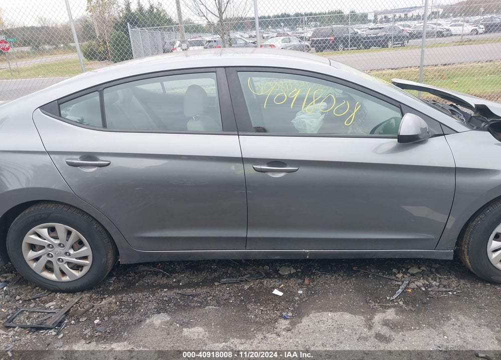 2018 HYUNDAI ELANTRA VIN: 5NPD74LF9JH255576
