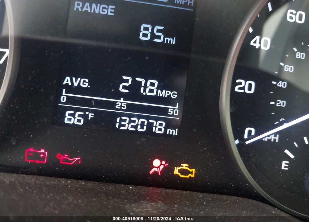2018 HYUNDAI ELANTRA VIN: 5NPD74LF9JH255576