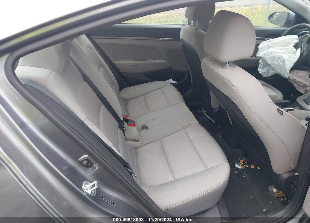 2018 HYUNDAI ELANTRA VIN: 5NPD74LF9JH255576