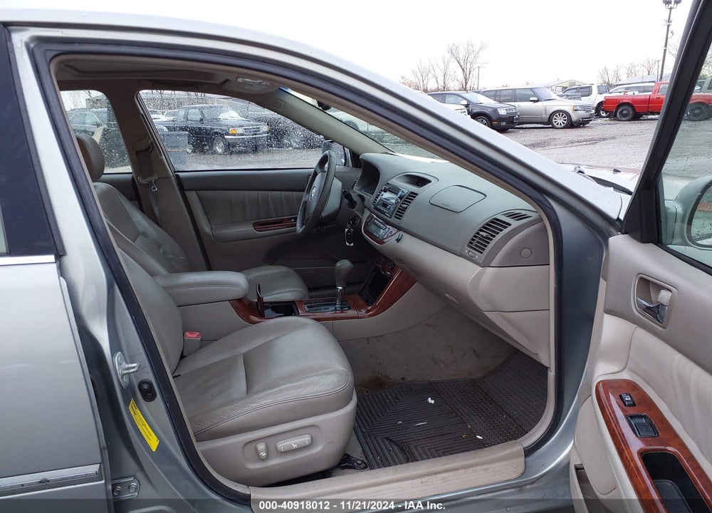 2005 TOYOTA CAMRY XLE VIN: 4T1BE30K45U614574
