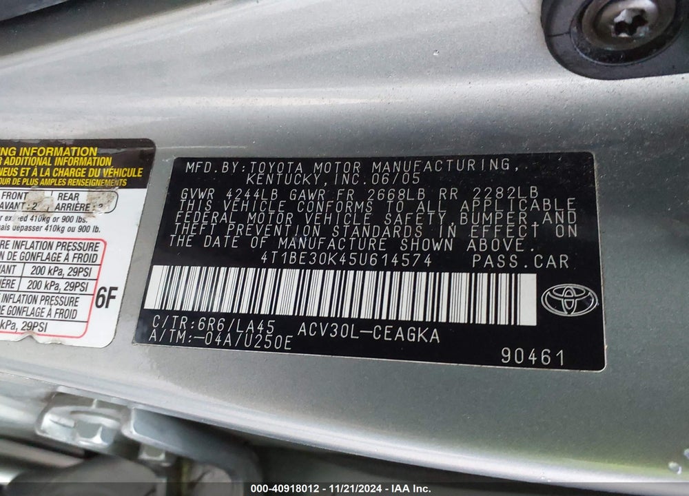 2005 TOYOTA CAMRY XLE VIN: 4T1BE30K45U614574