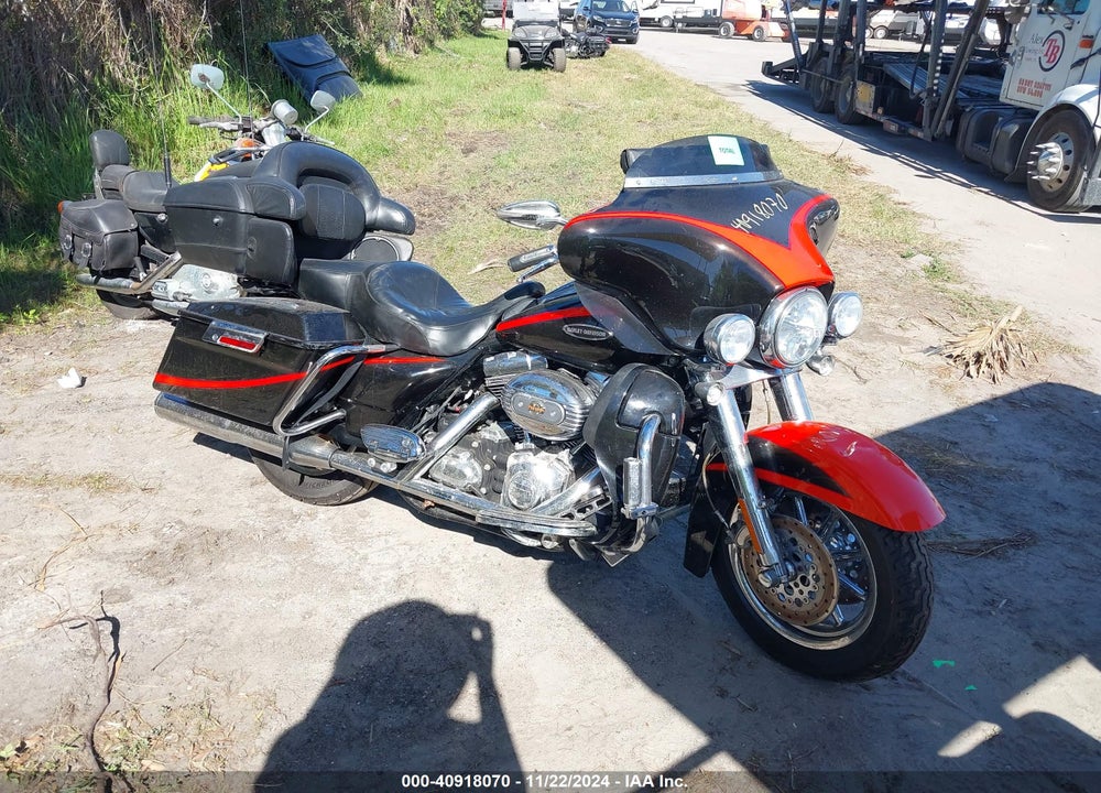 2007 HARLEY-DAVIDSON FLHTCUSE VIN: 1HD1PR8177Y959410