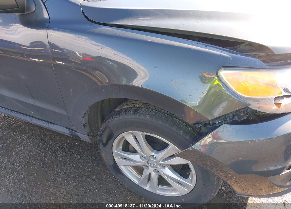 2010 HYUNDAI SANTA FE SE VIN: 5NMSH4AG0AH352212