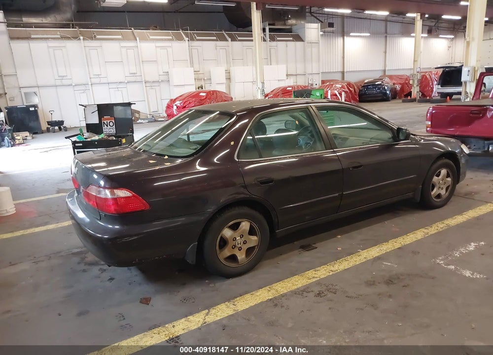 1999 HONDA ACCORD EX V6 VIN: 1HGCG1656XA013259