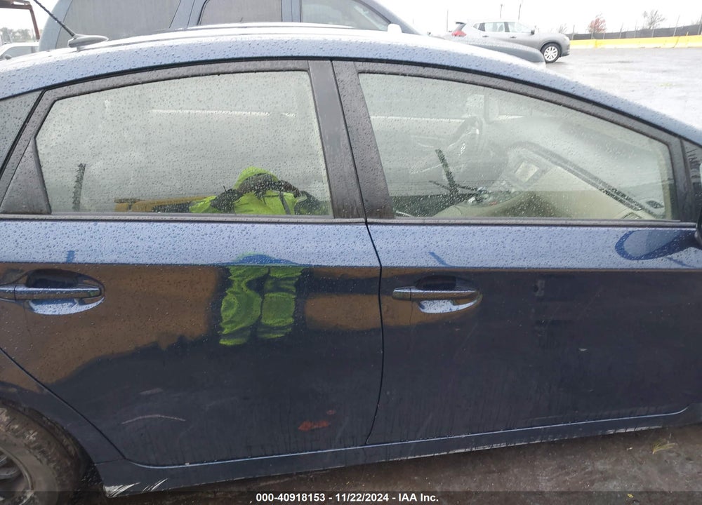 2015 TOYOTA PRIUS VIN: JTDKN3DU3F0418375
