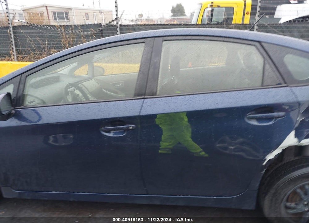 2015 TOYOTA PRIUS VIN: JTDKN3DU3F0418375
