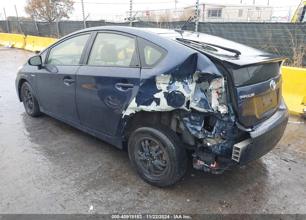 2015 TOYOTA PRIUS VIN: JTDKN3DU3F0418375
