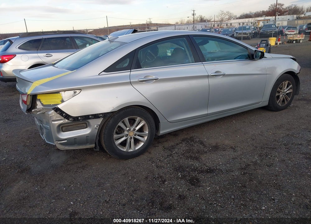 2013 HYUNDAI SONATA GLS VIN: 5NPEB4AC7DH595597