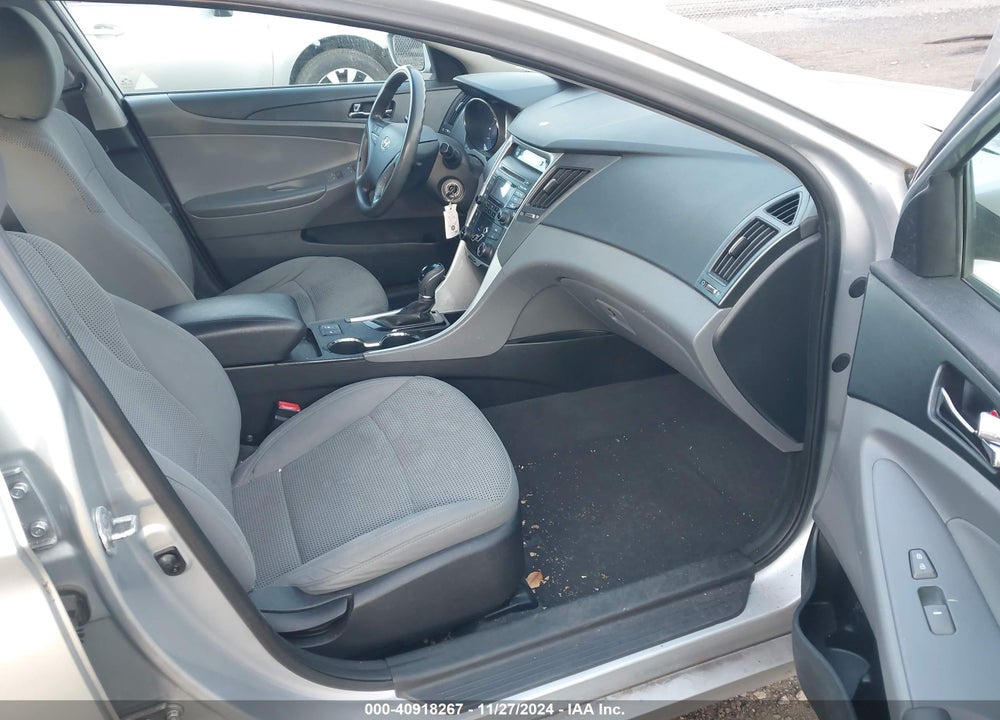 2013 HYUNDAI SONATA GLS VIN: 5NPEB4AC7DH595597