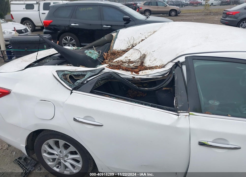 2018 NISSAN SENTRA SV VIN: 3N1AB7AP5JY299904