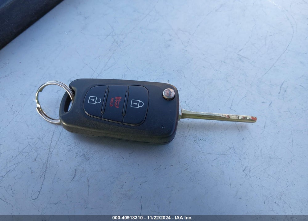 2013 KIA SOUL VIN: KNDJT2A57D7556689