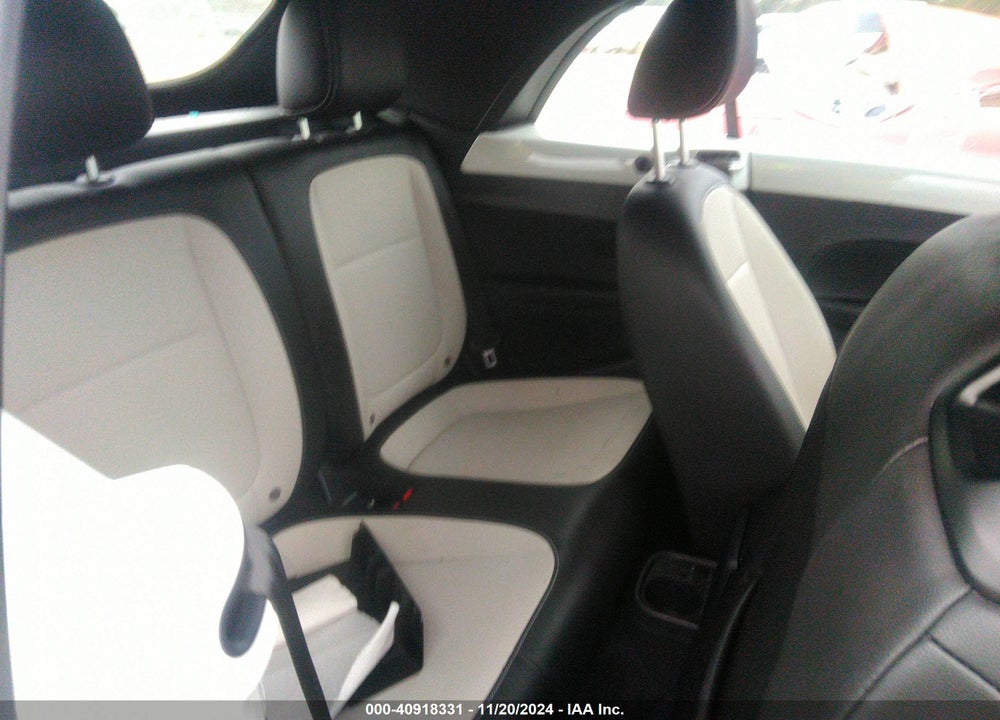 2019 VOLKSWAGEN BEETLE VIN: 3VW5DAAT9KM508778