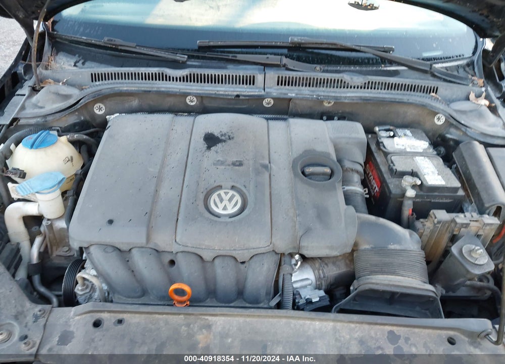 2012 VOLKSWAGEN JETTA 2.5L SE VIN: 3VWDP7AJ1CM330905