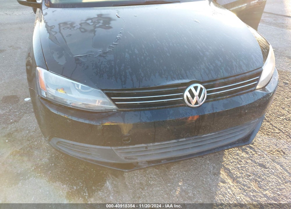 2012 VOLKSWAGEN JETTA 2.5L SE VIN: 3VWDP7AJ1CM330905