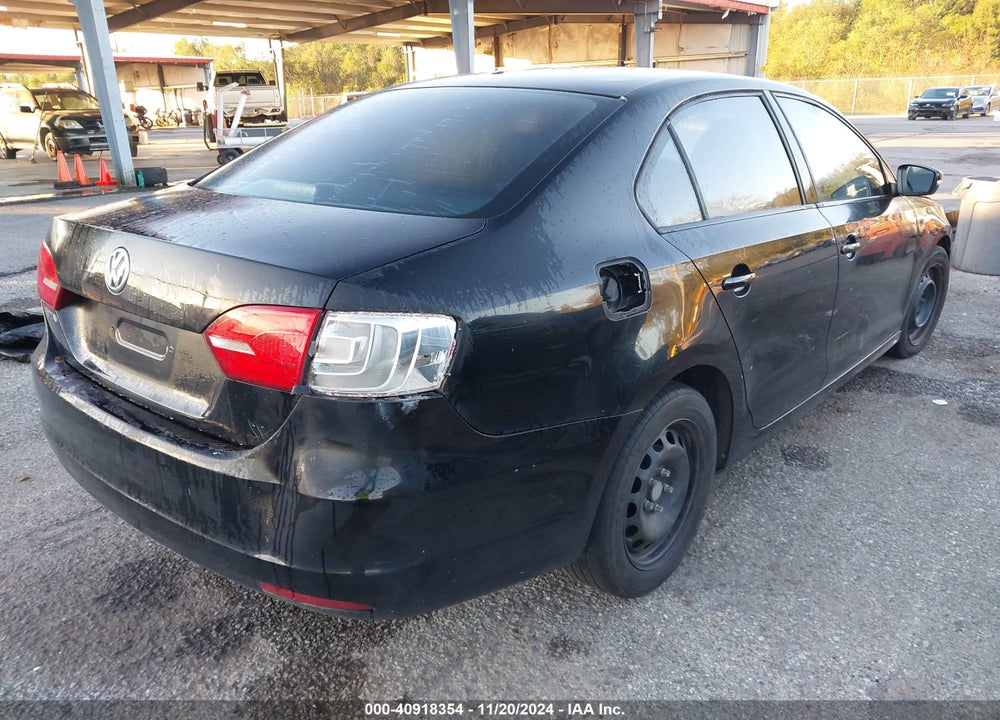 2012 VOLKSWAGEN JETTA 2.5L SE VIN: 3VWDP7AJ1CM330905